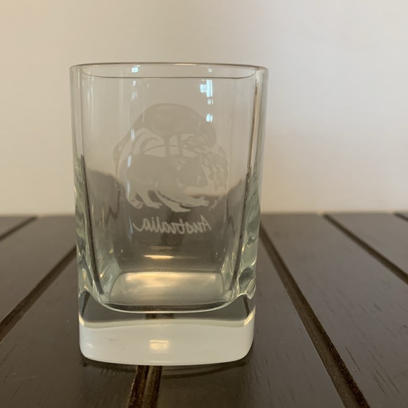 Vintage Australia Mini shot glass - Picture 5 of 7